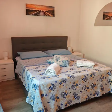 Tra Il Mare E Il Borgo - Pulsano