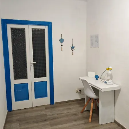Tra Il Mare E Il Borgo - * Pulsano
