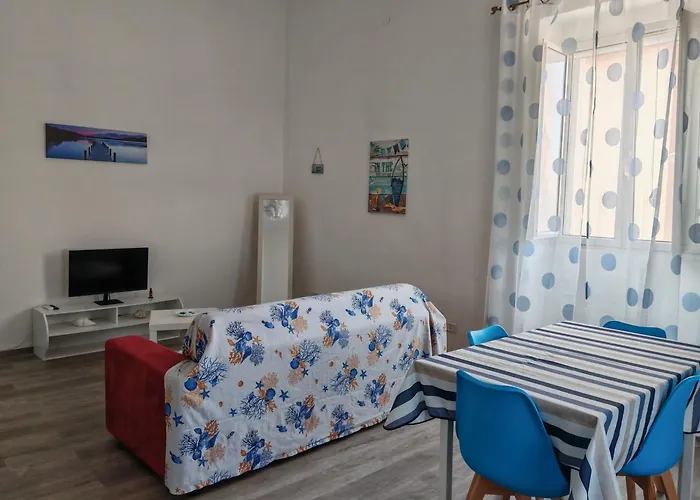 Tra Il Mare E Il Borgo - פולסנו